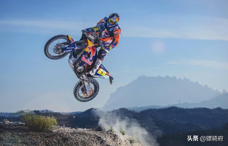 拉力摩托车和其他摩托车的区别,拉力摩托车和巡航摩托的区别