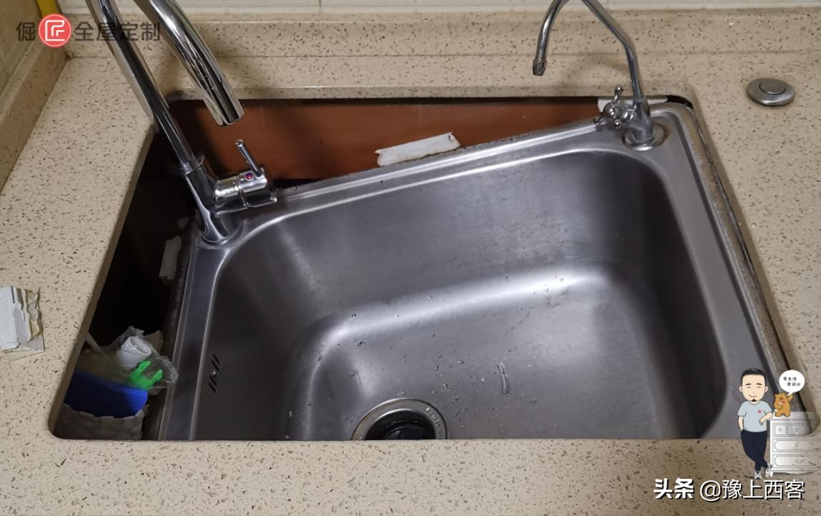 厨房洗菜池台下盆可以装台上吗,厨房洗菜盆做台下盆后期会脱落吗