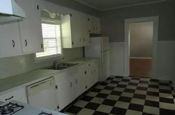 1000万美元在美国买房子,美国1000美元能租到什么样的房子