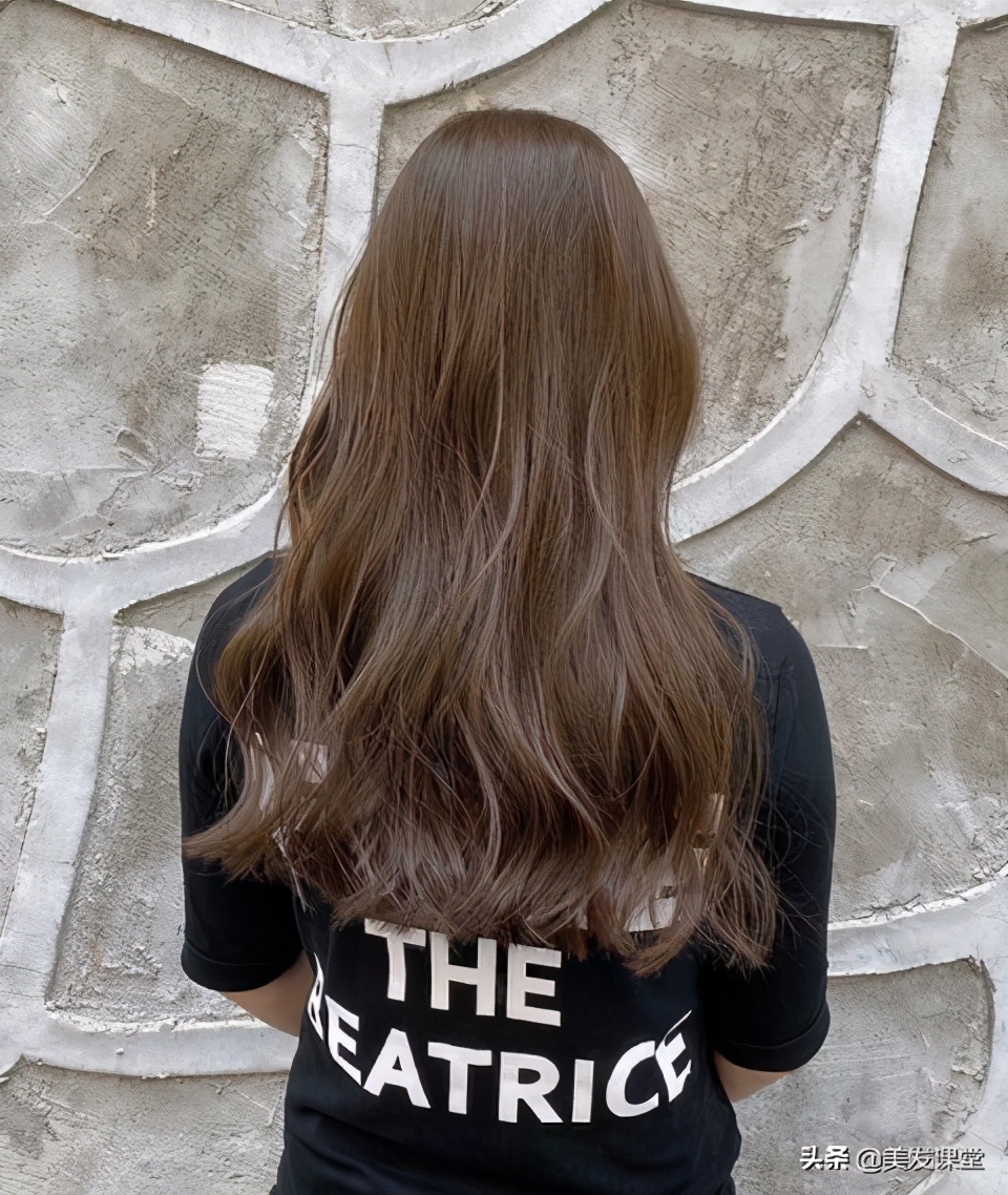 亚麻色染发技巧视频,亚麻改粉棕色染发配方教程