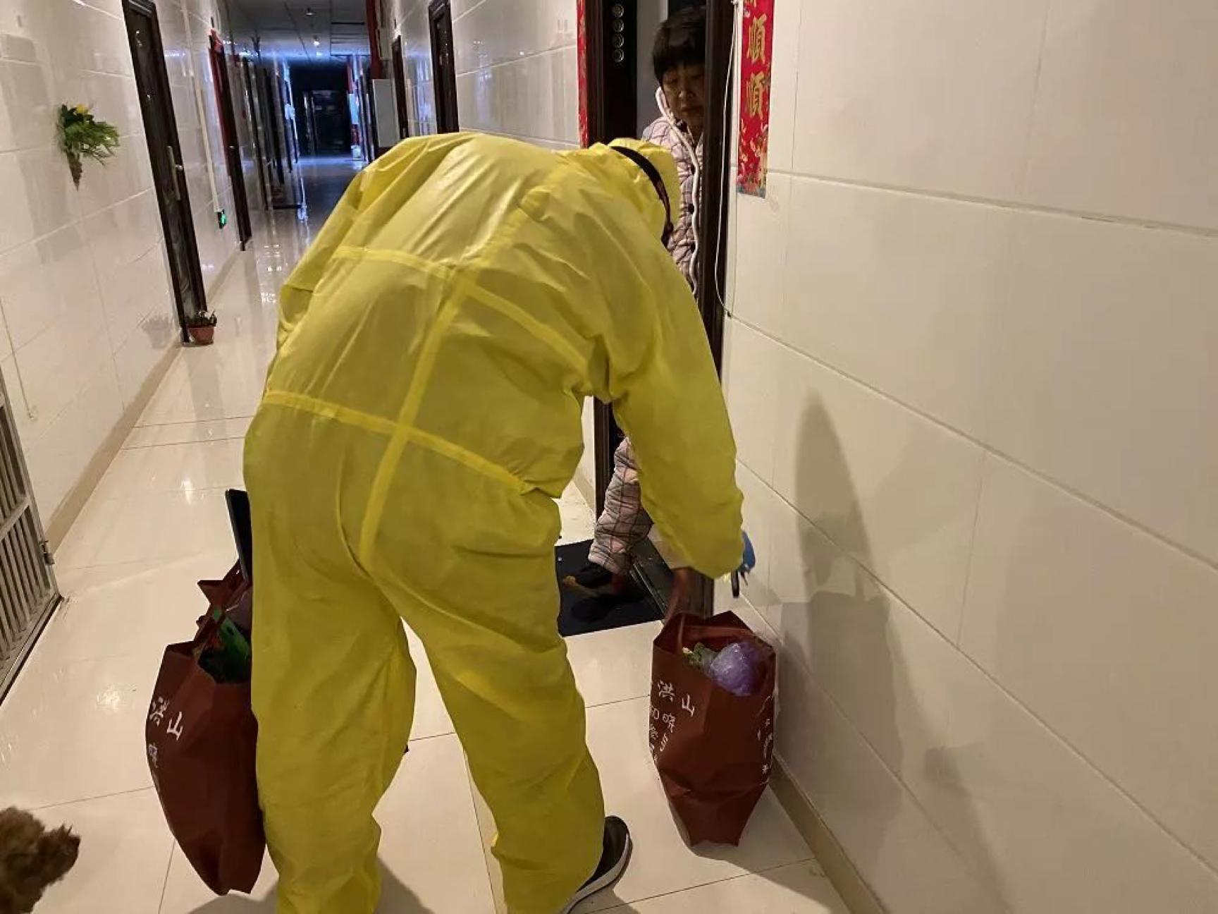 武汉司机痛哭,滴滴司机收到锦旗