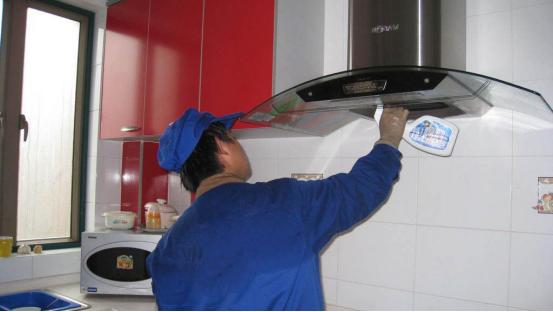 蓝导油烟机清洗教程,解密清洗油烟机