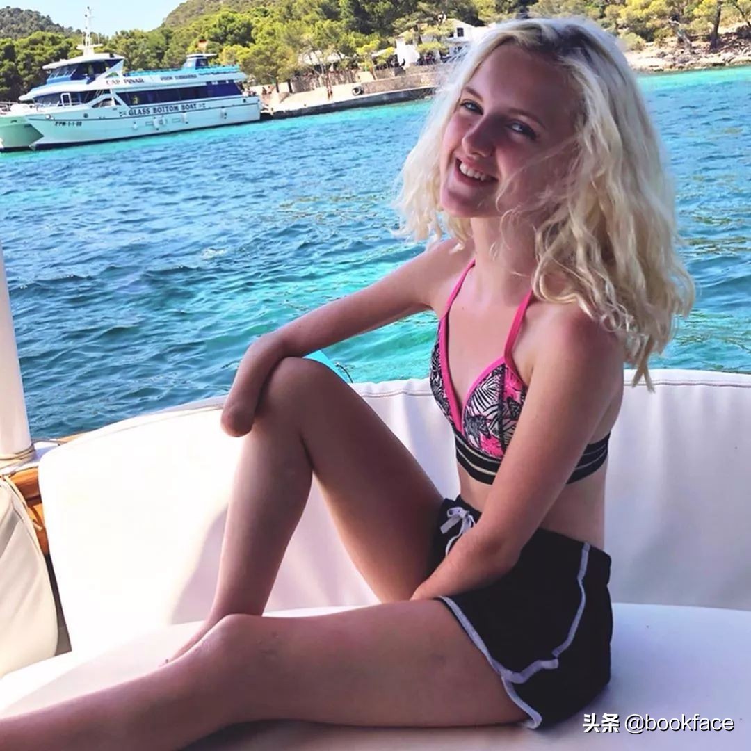 13岁无臂女孩成最酷“美妆博主”:不惧命运的人太酷了