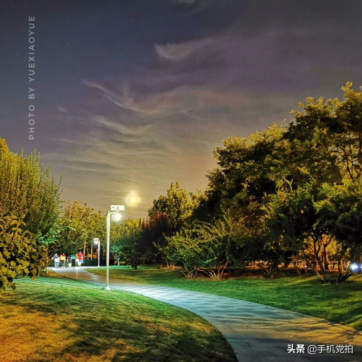 用手机如何拍月亮的最好方法,中秋月亮怎么拍