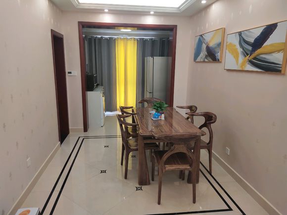 亲戚参观装修中的房子,参观亲戚家装