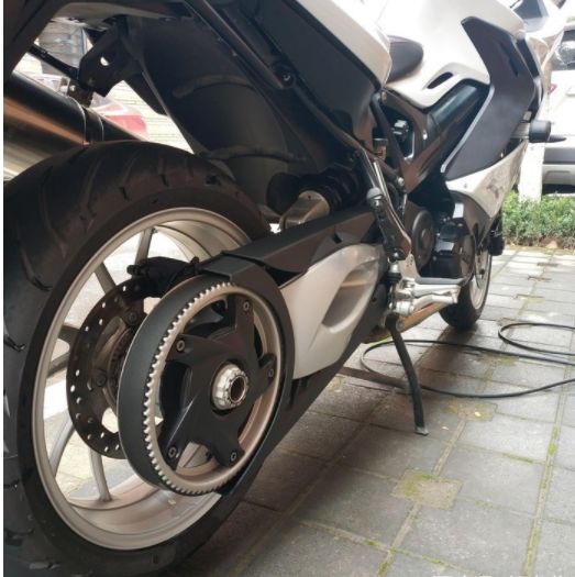 中了香港骑警的毒，拿下宝马F800GT，鲍鱼刹车、皮带传动、单臂摇