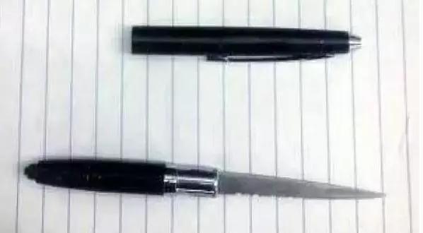 留学生海关被检查,萝卜丁口红过不了安检