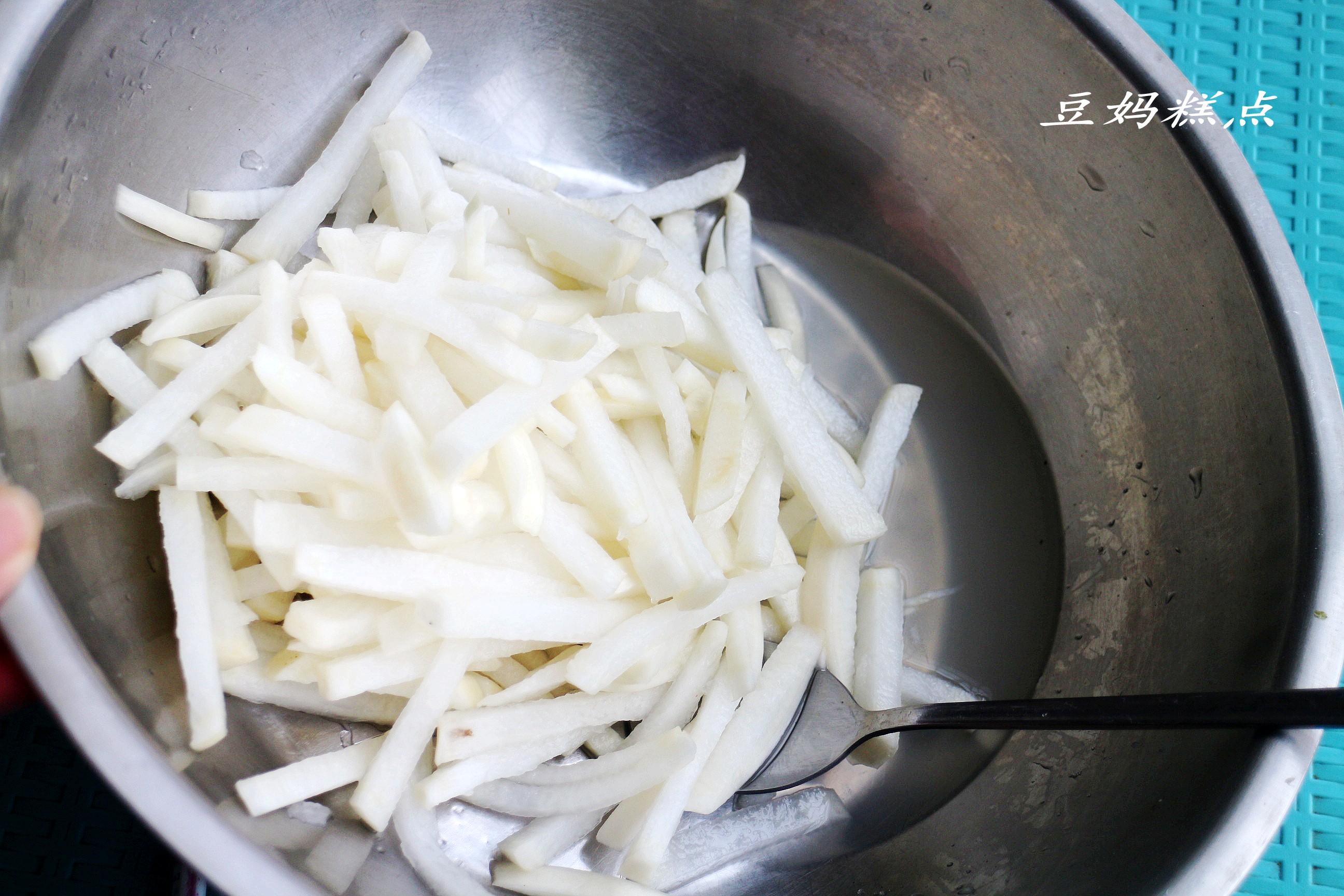 雪碧腌萝卜皮酸甜可口脆爽开胃,安庆腌萝卜干酸甜可口脆爽开胃