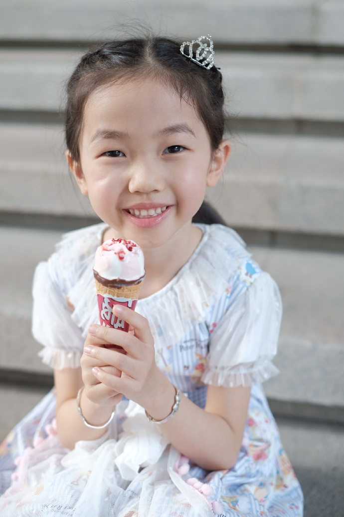 富士相机怎么拍摄色彩浓郁的照片,富士相机有哪些胶片预设
