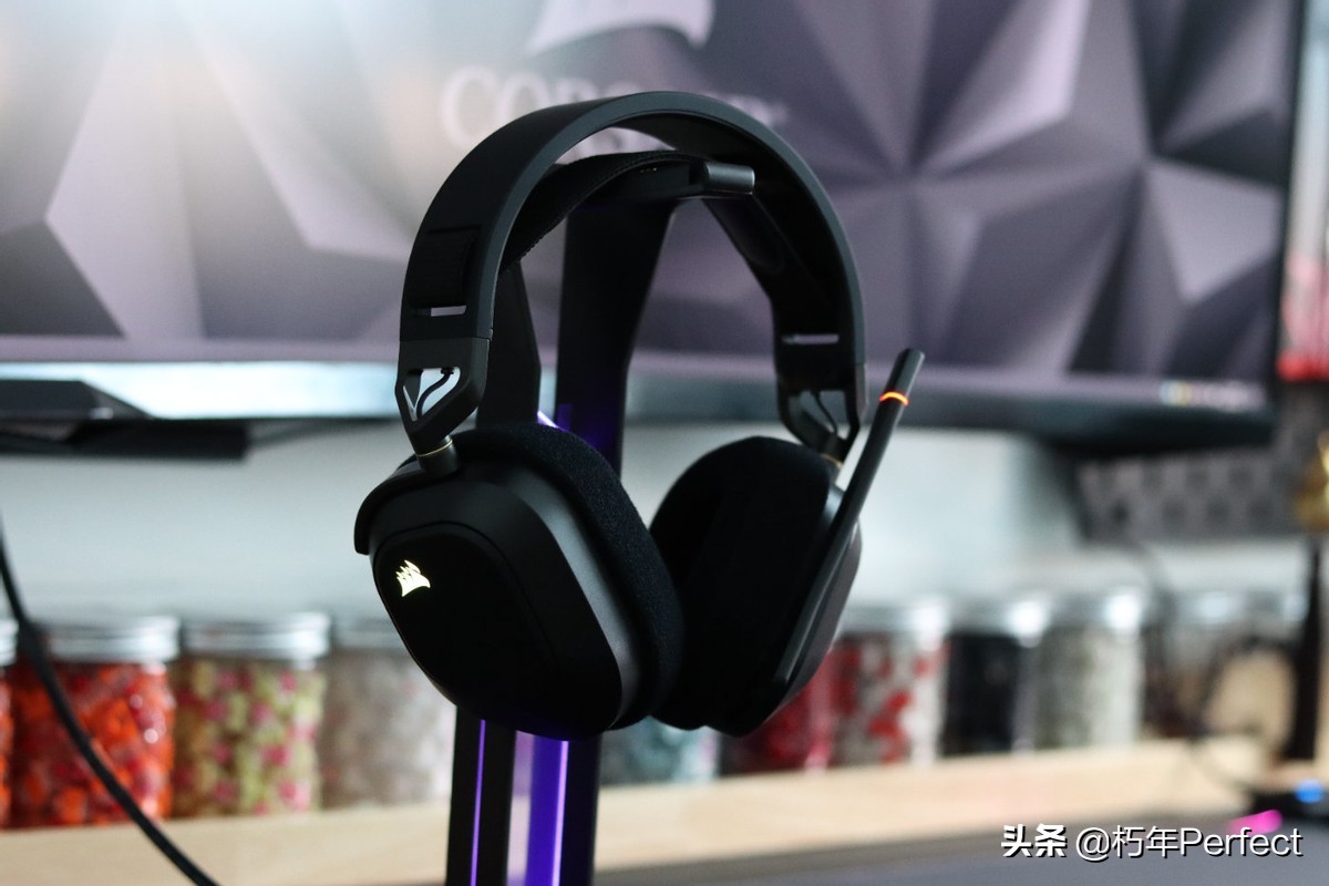 海盗船hs70无线耳机评测,海盗船hs80耳机开箱