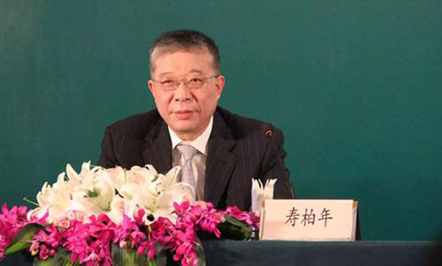 给国家足球队捐款一亿,给足球队的奖金