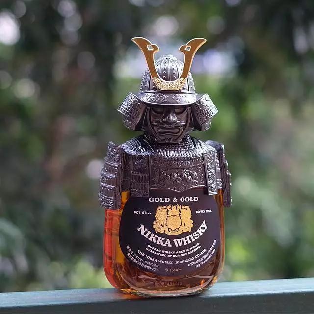 最美酒瓶2024,威士忌什么牌子的酒瓶最好看