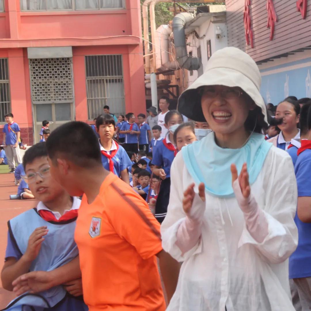 枣庄市立新小学第三届“校长杯”足球联赛圆满落下帷幕