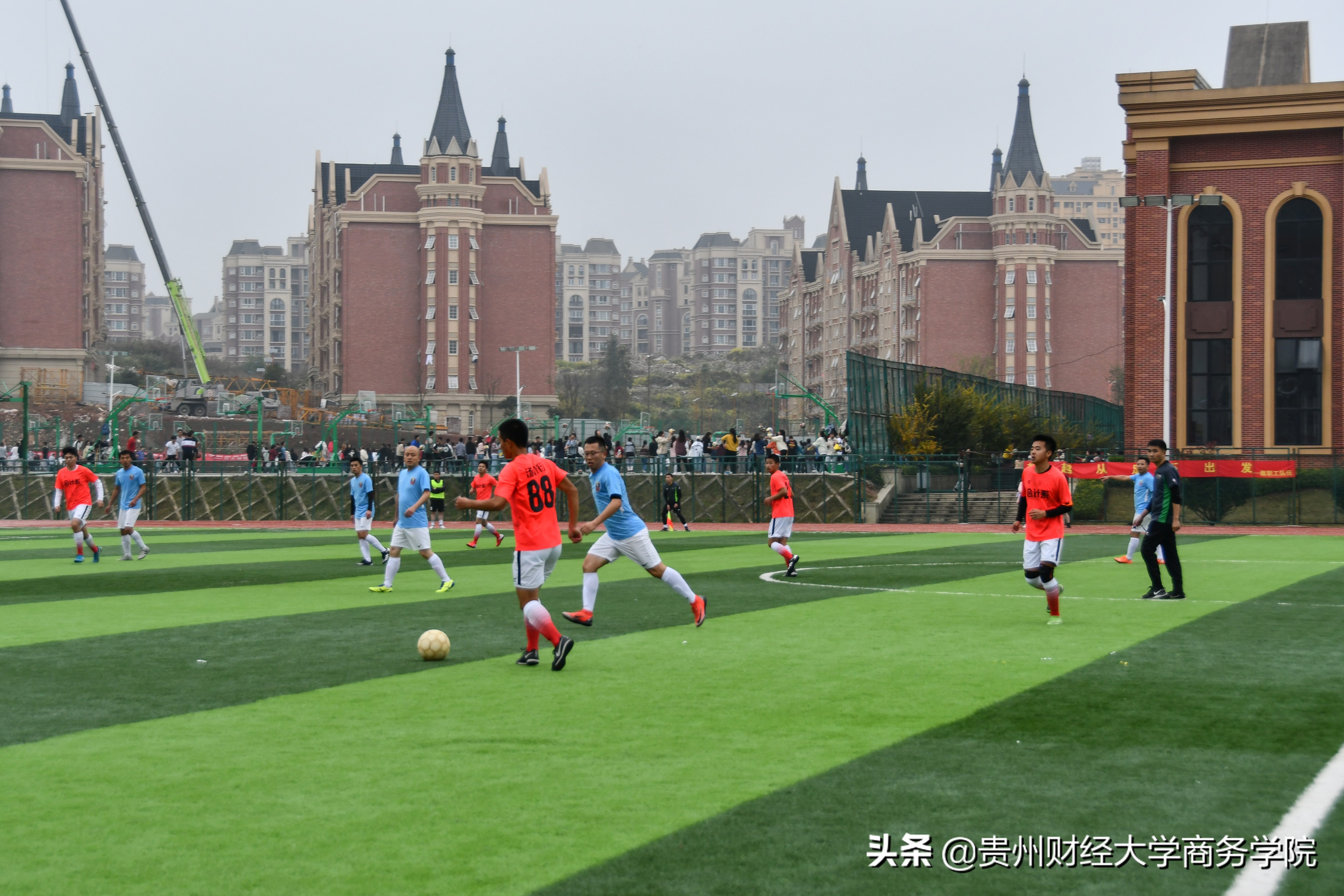 构建校园足球文化做新时代追梦人,校园足球不忘初心砥砺前行