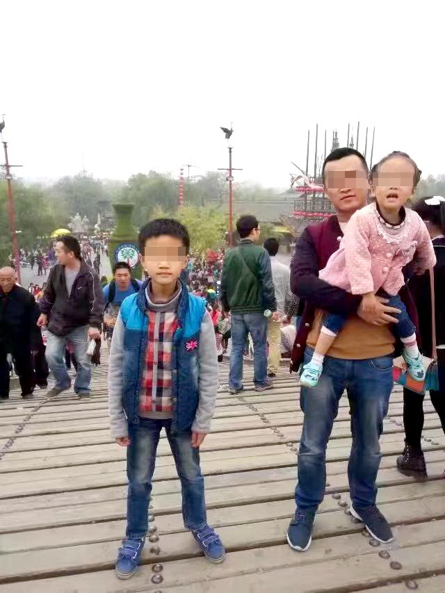 网售45支玩具枪被判12年半，两高涉气枪案批复出台后量刑最重，家人感觉天塌了，代理律师请求二审开庭审理