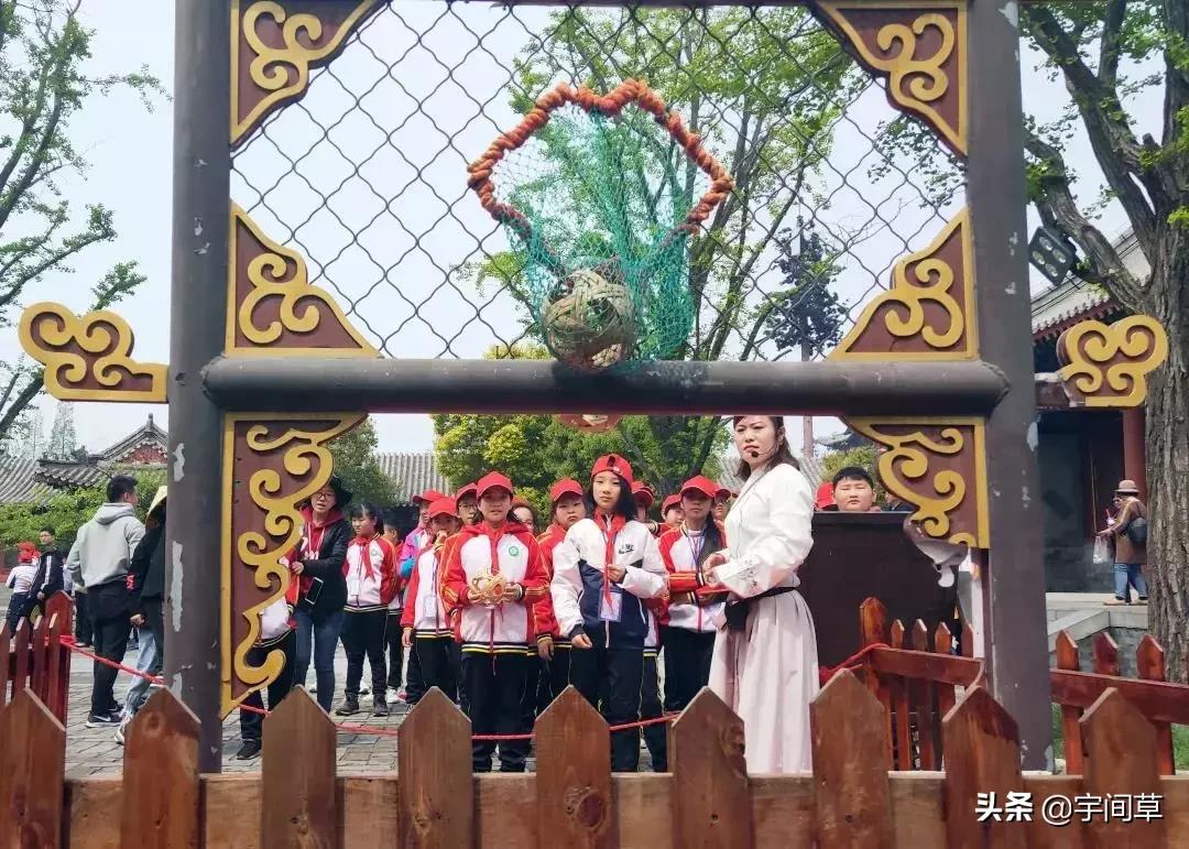 研学好时节不负好时光,和老同学一起旅游台儿庄古城