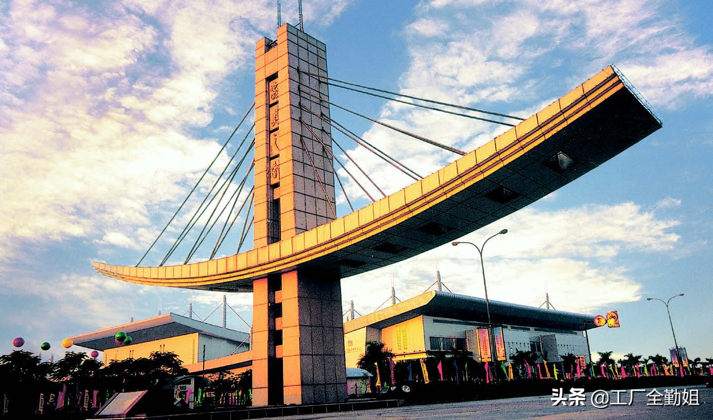 “厚街”家具江湖，帮派、富豪、淘金、梦想、康乐南路