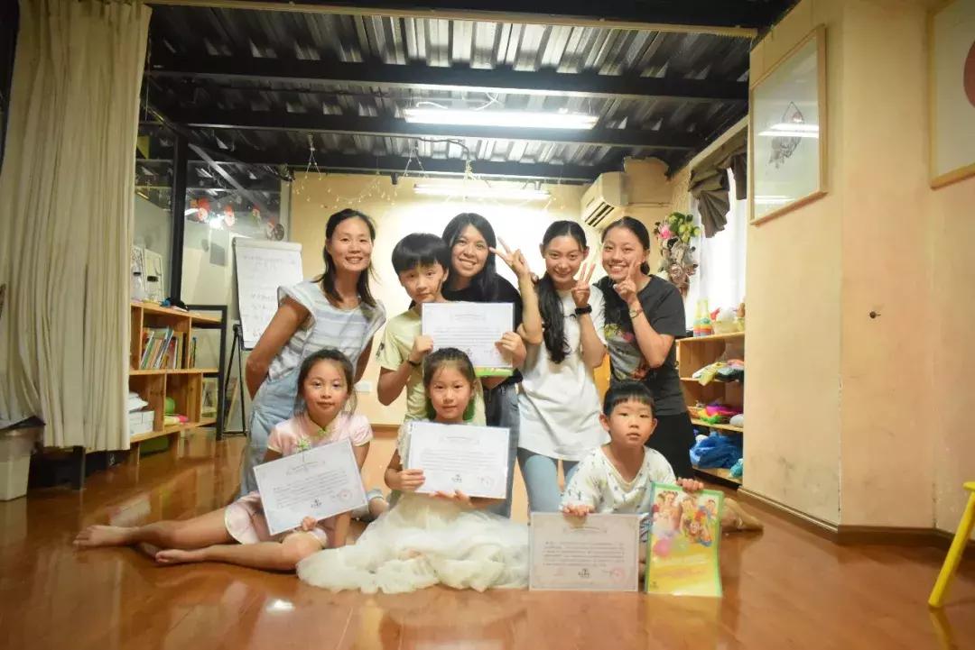 当朋友跟你开玩笑时你该怎么做,如果朋友误会你了该怎么做