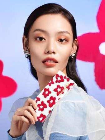 chanel气垫粉饼二合一,Chanel蜜粉饼