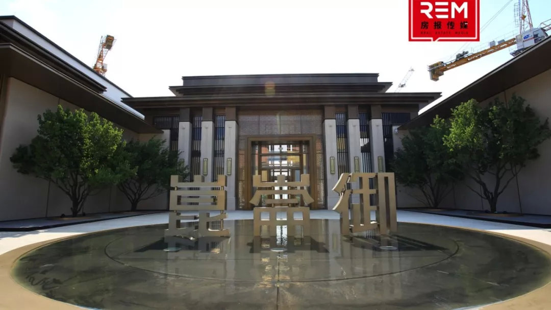 逆袭！原以为它抢了一块普通地块，结果是「亿万富翁」，它摊牌了