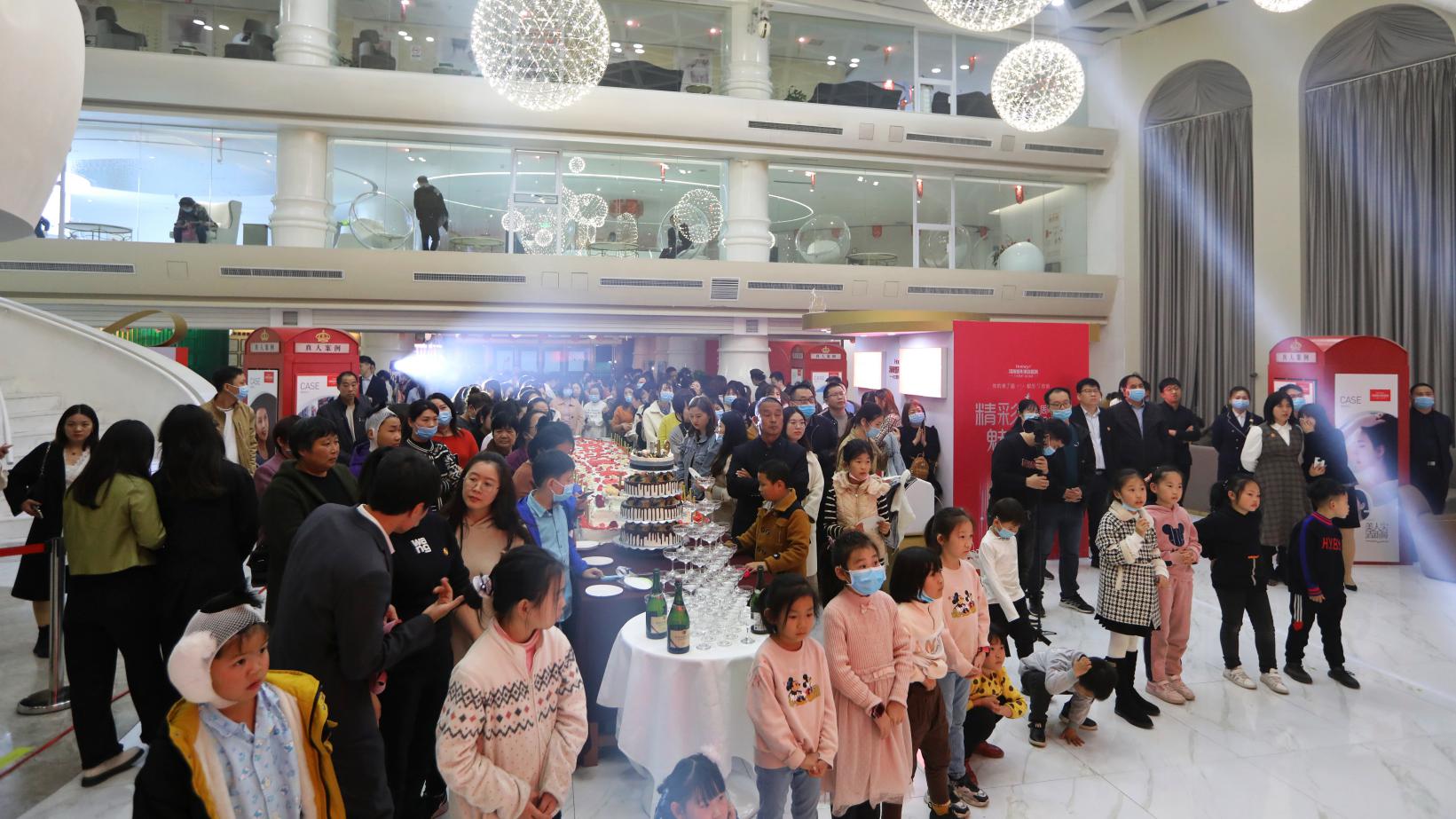 捐赠10万元支援河南,河南整形美容医院20周年院庆