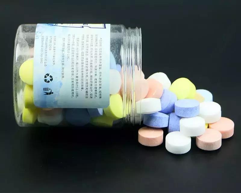 观赏鱼换水要不要加盐是食用盐吗,哪些观赏鱼不能使用杀菌盐