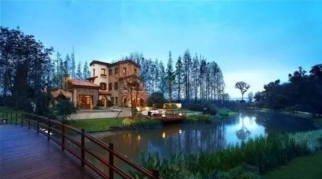 青城山环境幽静旅游的好地方,想住世外桃源