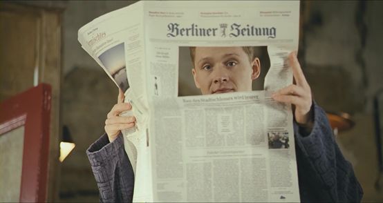 最适合躲在被子里看的电影,适合躲在被子里面看的电影