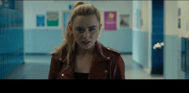 金发美女换身杀人魔壮汉，这限制级*片爽**太猛了