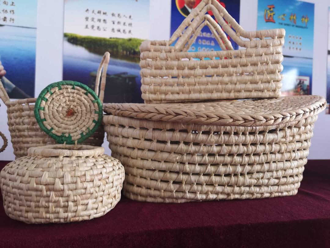 巴彦淖尔有哪些旅游景点值得去,巴彦淖尔有什么值得买的特产