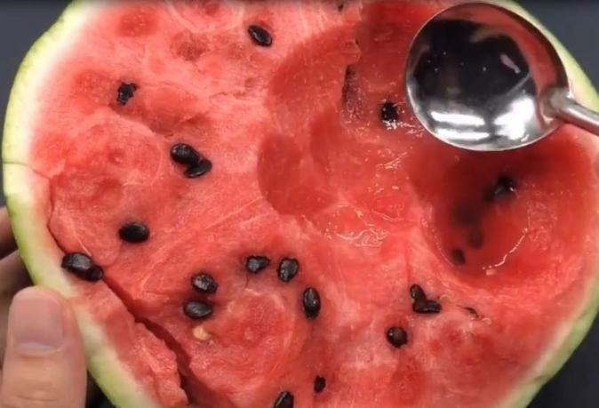 炎炎酷暑“不好过”，准妈妈需注意4件事，才能舒适又安全