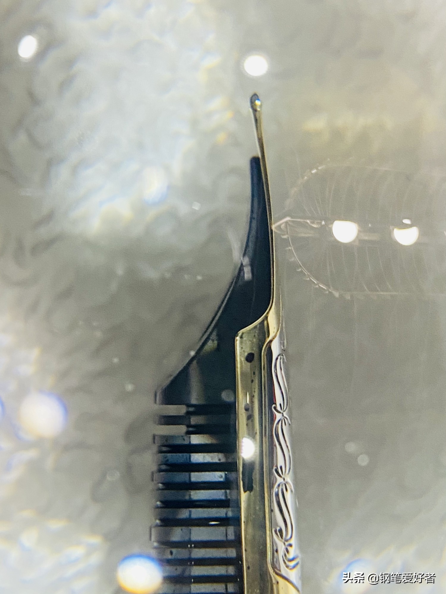 百乐custom系列所有笔尖粗细,百乐透明蓝色钢笔