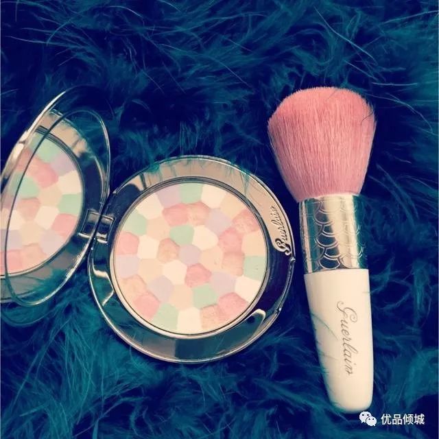 日本牌子黑色包装化妆品,日本著名的老牌化妆品牌