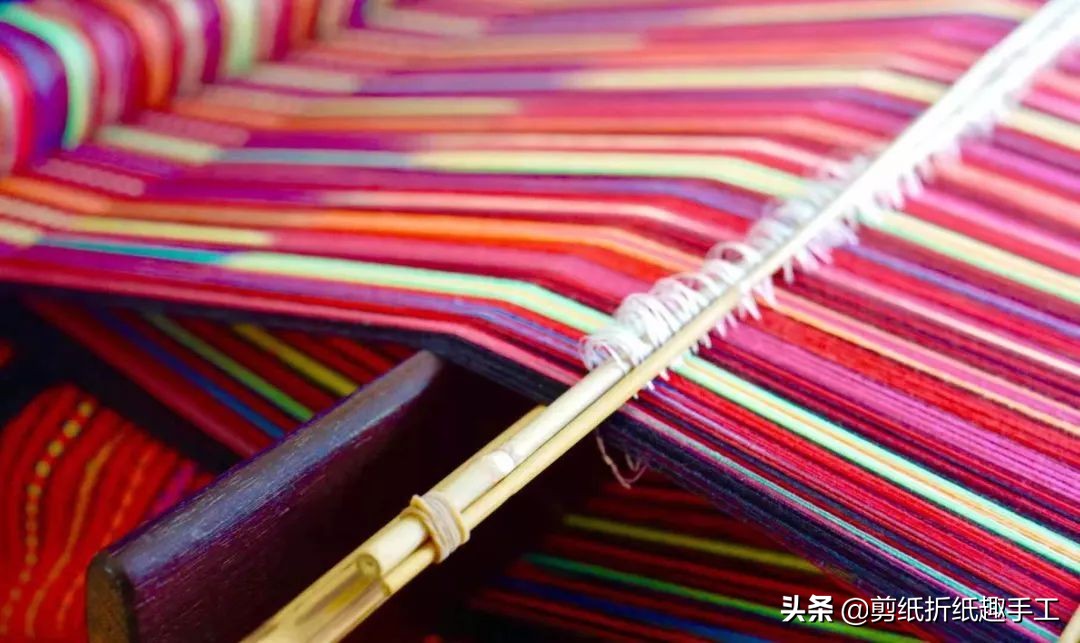 黎族传统纺织染绣技艺,黎族织锦指什么