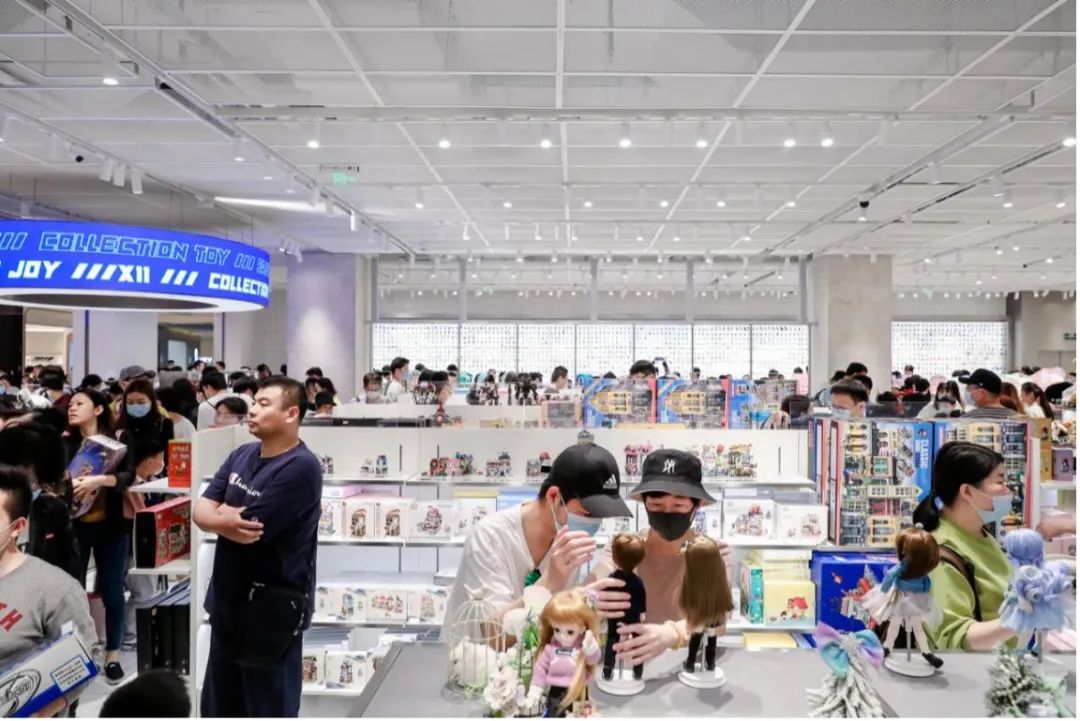 x11潮玩店创始人,x11旗舰贵阳