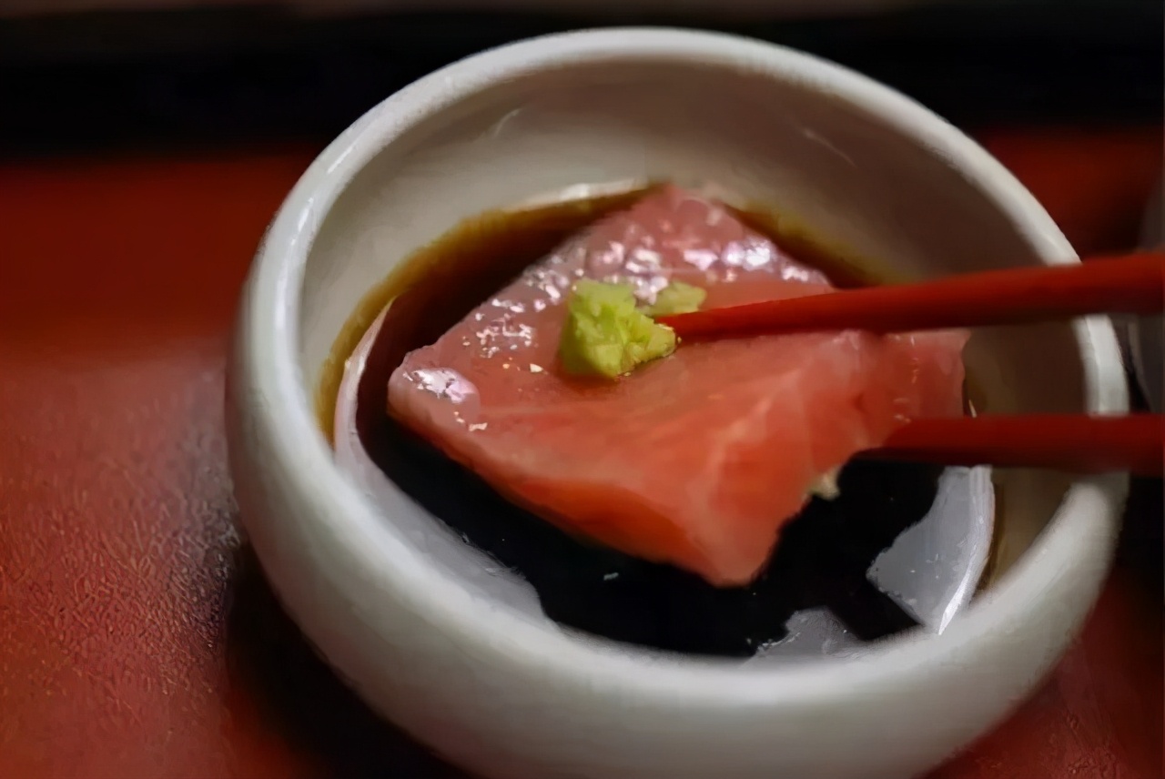 第一次吃刺身吃哪种好,怎样的刺身才算好刺身