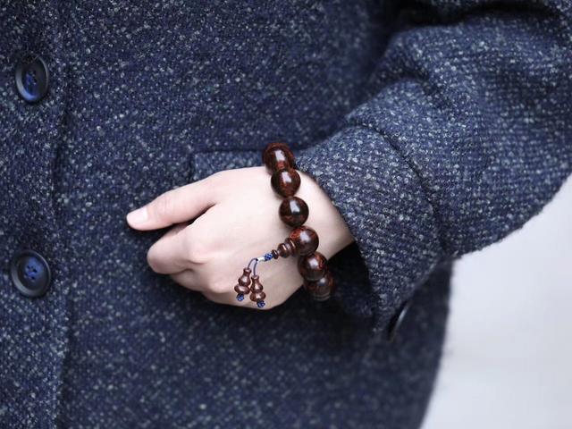 做手串生意去哪里进货合适,喜欢买手串的人什么心理