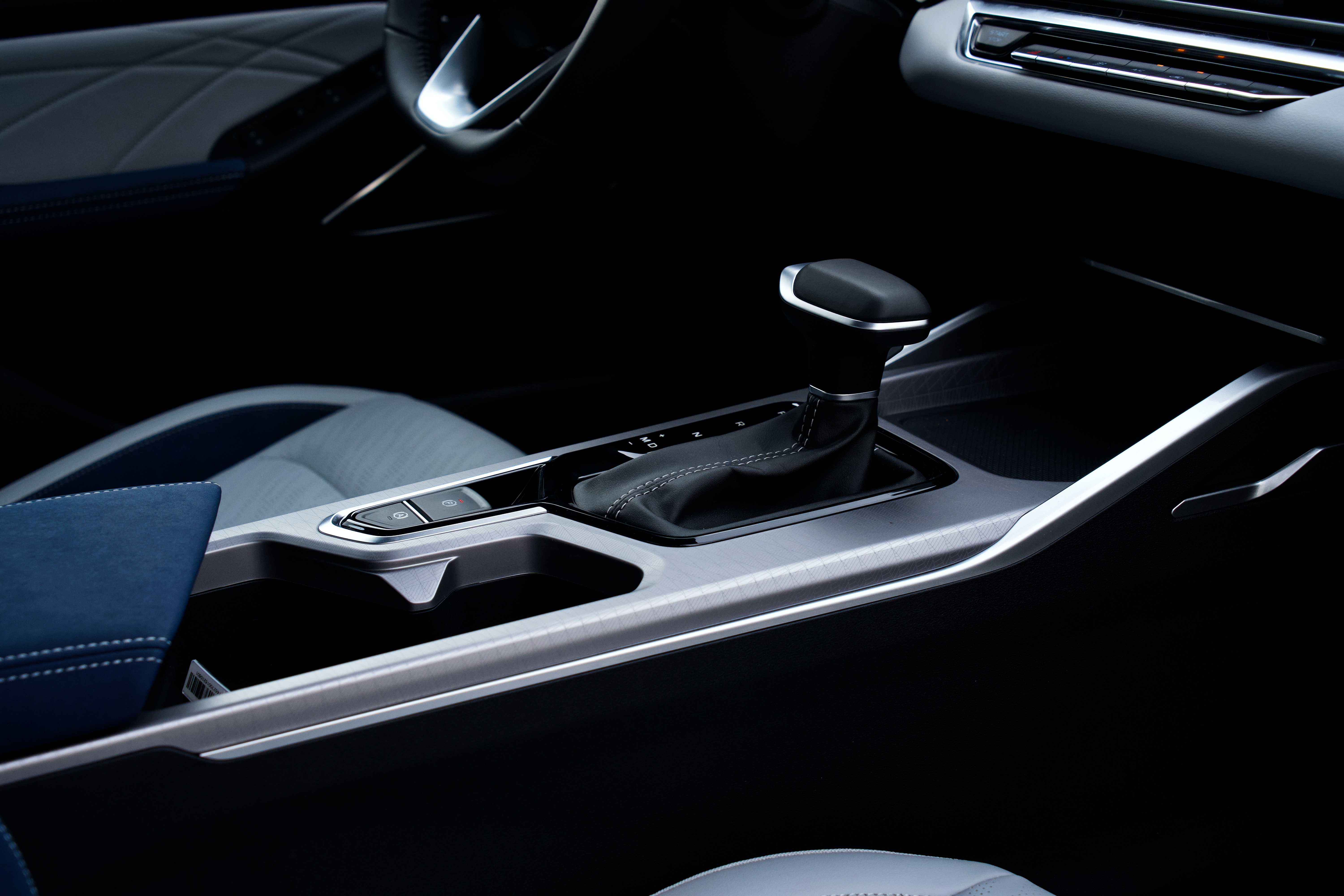 现象级车,体验新款吉利第四代帝豪