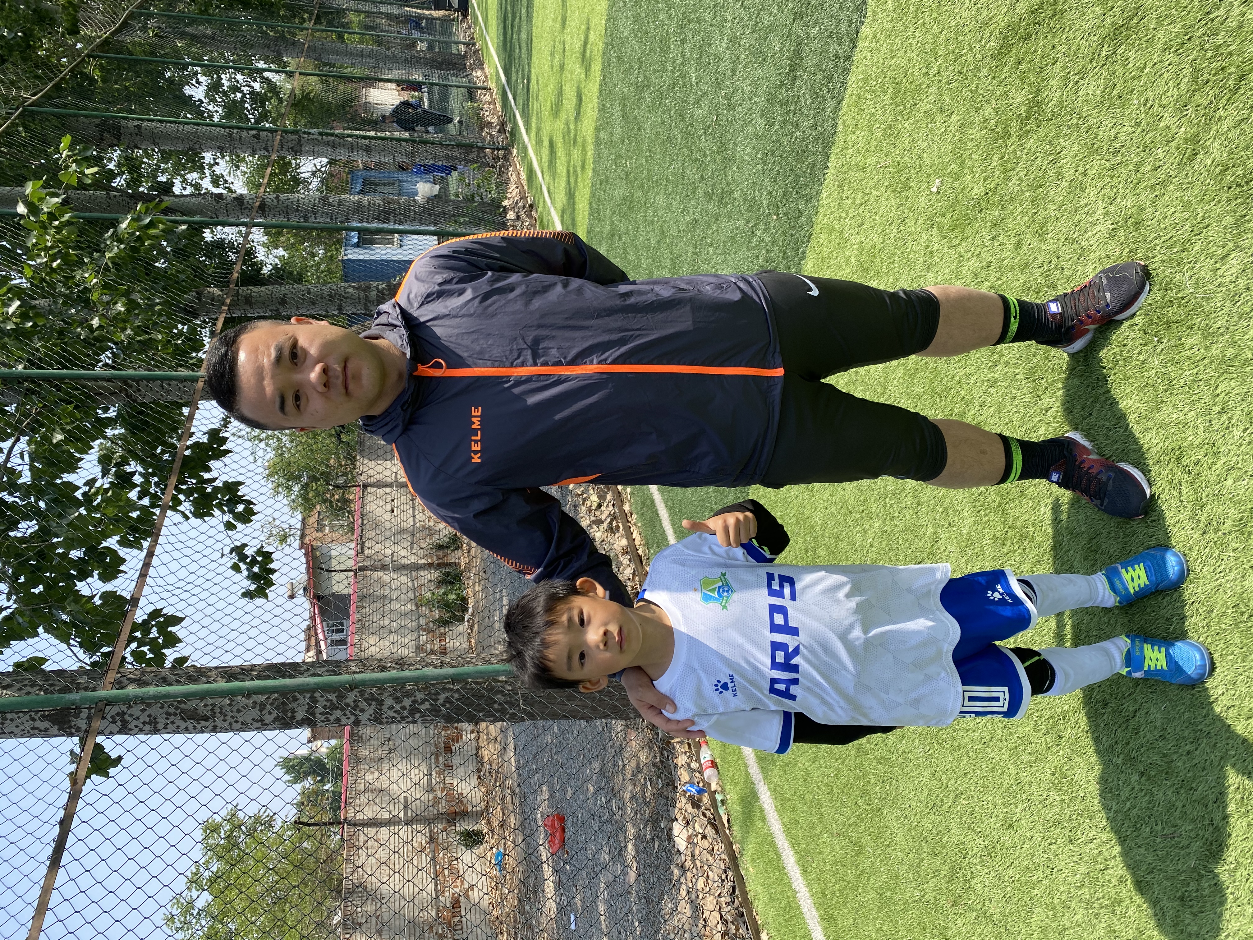 热爱踢球却踢不好,踢球是为了什么