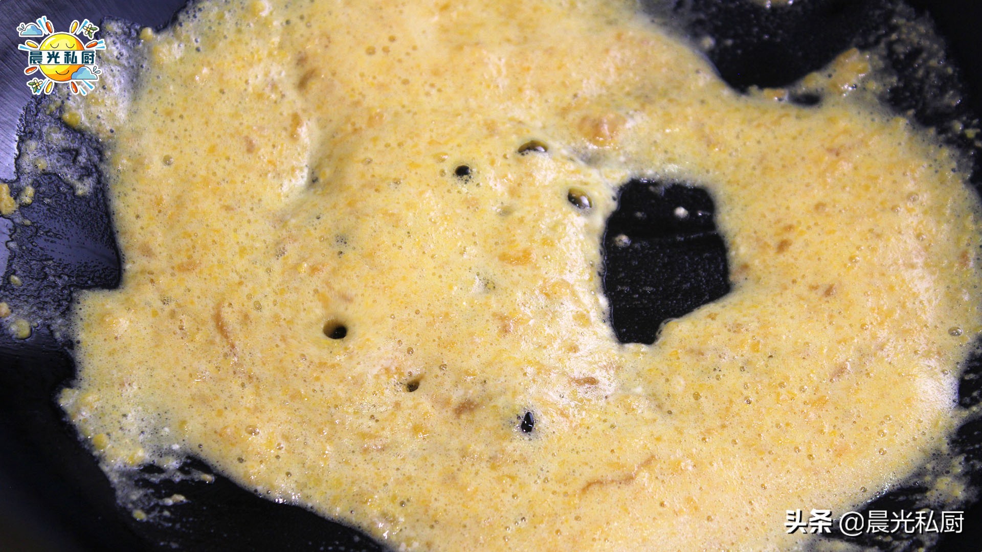 咸蛋黄拌粉干做法,咸蛋黄下饭做法