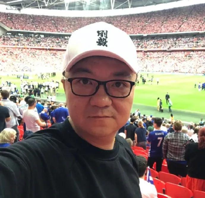 我眼中的足球视频,中国足球小将vs巴萨