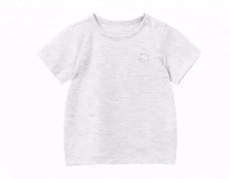 婴儿脖子皮肤比较黄是啥原因,婴儿脖子上起鸡皮是怎么回事