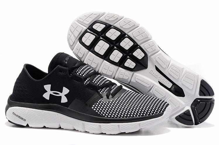 安踏零跑和安踏马赫有什么不同,安踏国潮与安踏是同一个品牌吗