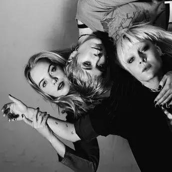 理想人妻DreamWife:我们才不是什么女子乐队!