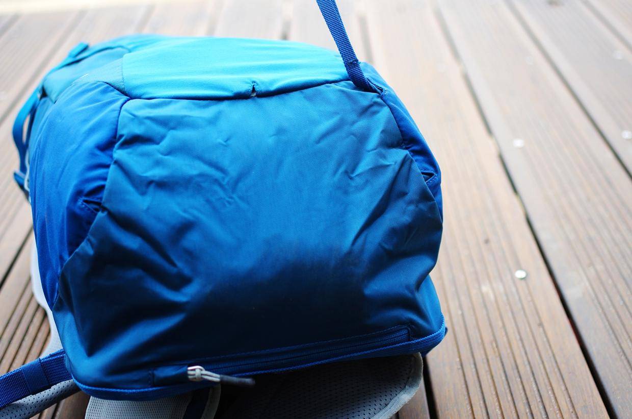 旅游/短线背包怎么选—拓乐ThuleCapstone22L背包体验记