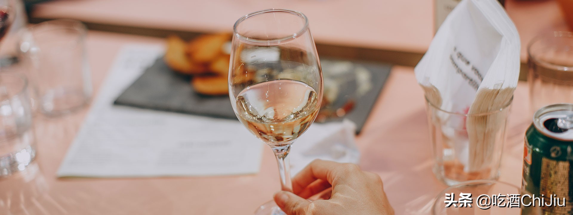 这种甜起泡酒，凭什么让中国姑娘们爱得疯狂？
