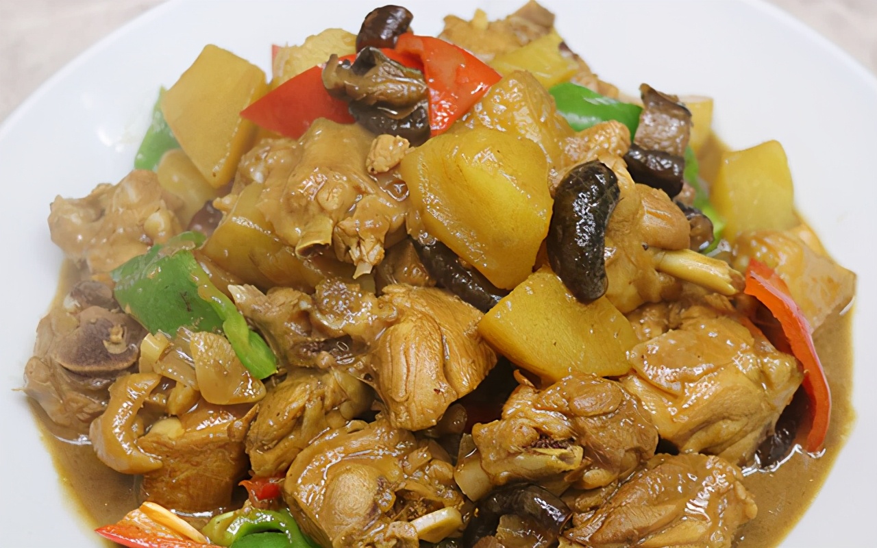 黄焖鸡最正宗的做法麻辣香锅,怎么做出来的黄焖鸡又好吃又美味