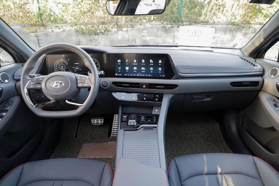 全新索纳塔加速成绩,2019款索纳塔九代2.0lgls试驾