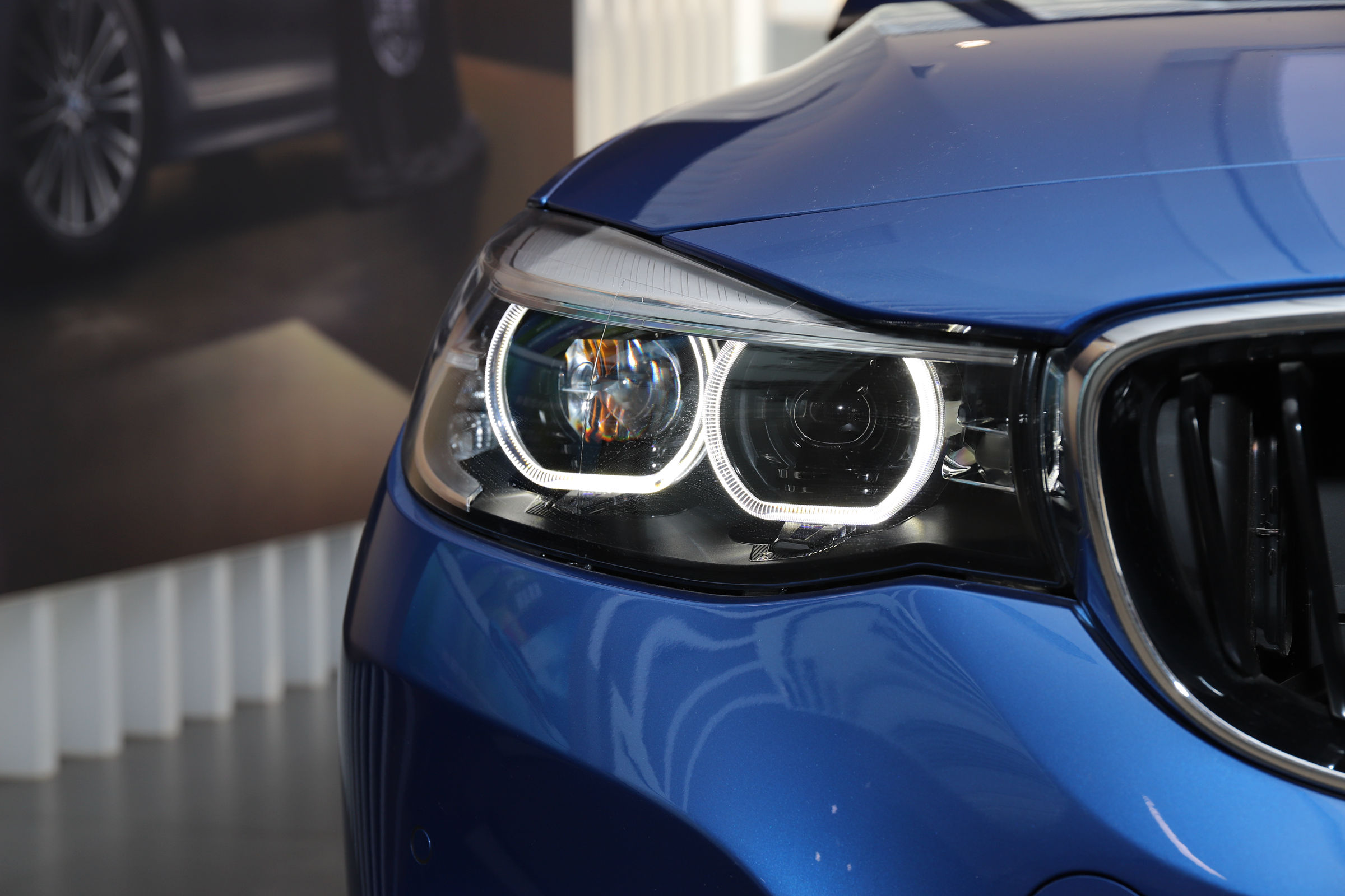 宝马gt3系进口顶配,宝马3系gt热销中购车优惠8万