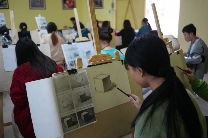 郴州服装学校张老师解惑服装商品、企划、运营的12个盲区